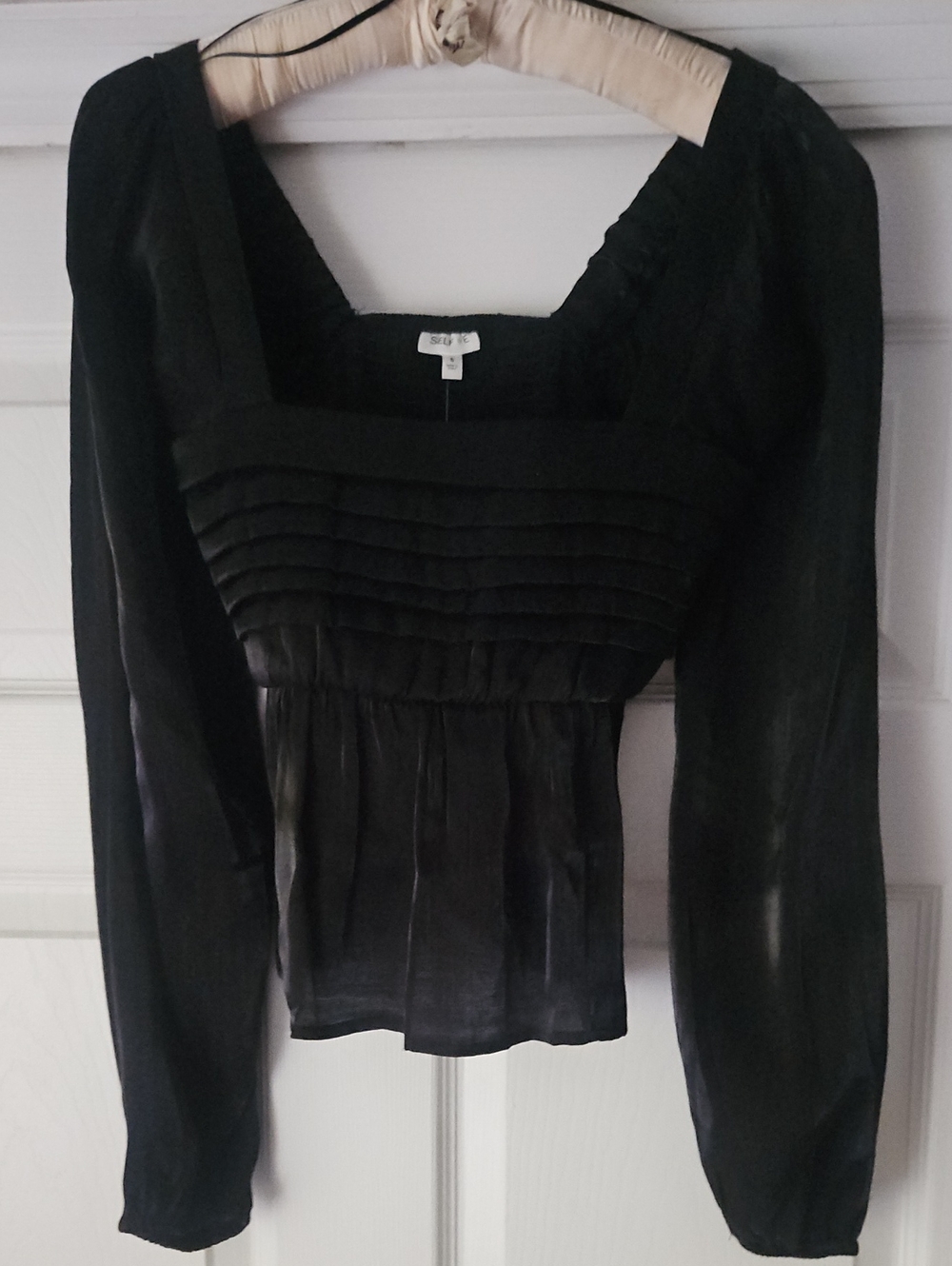 SELF-E Square Neck Blouse